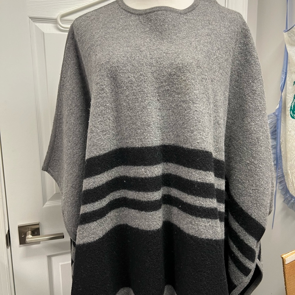 Kate Spade Broome Street gray woolPoncho one size fits all black stripes